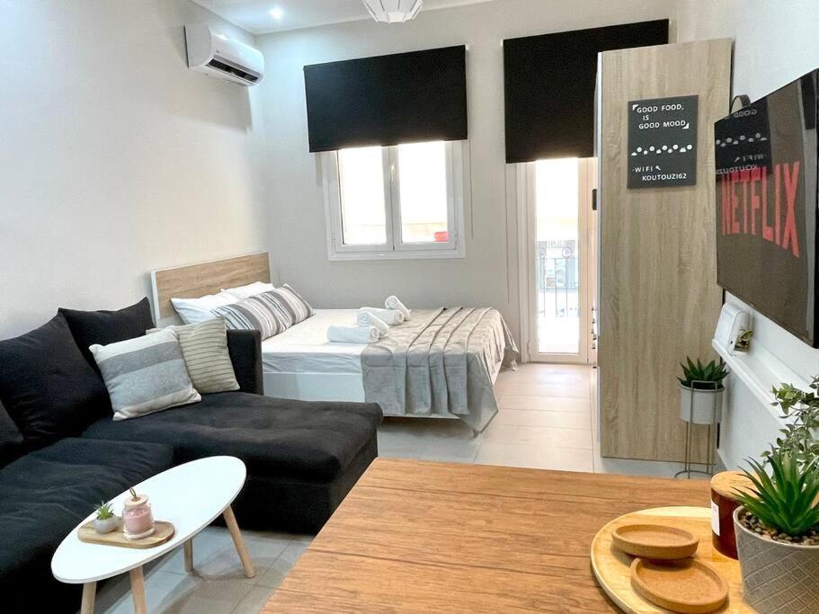 Urban Loft Downtown At Zakinthos Centre Apartment Zakynthos Exterior photo